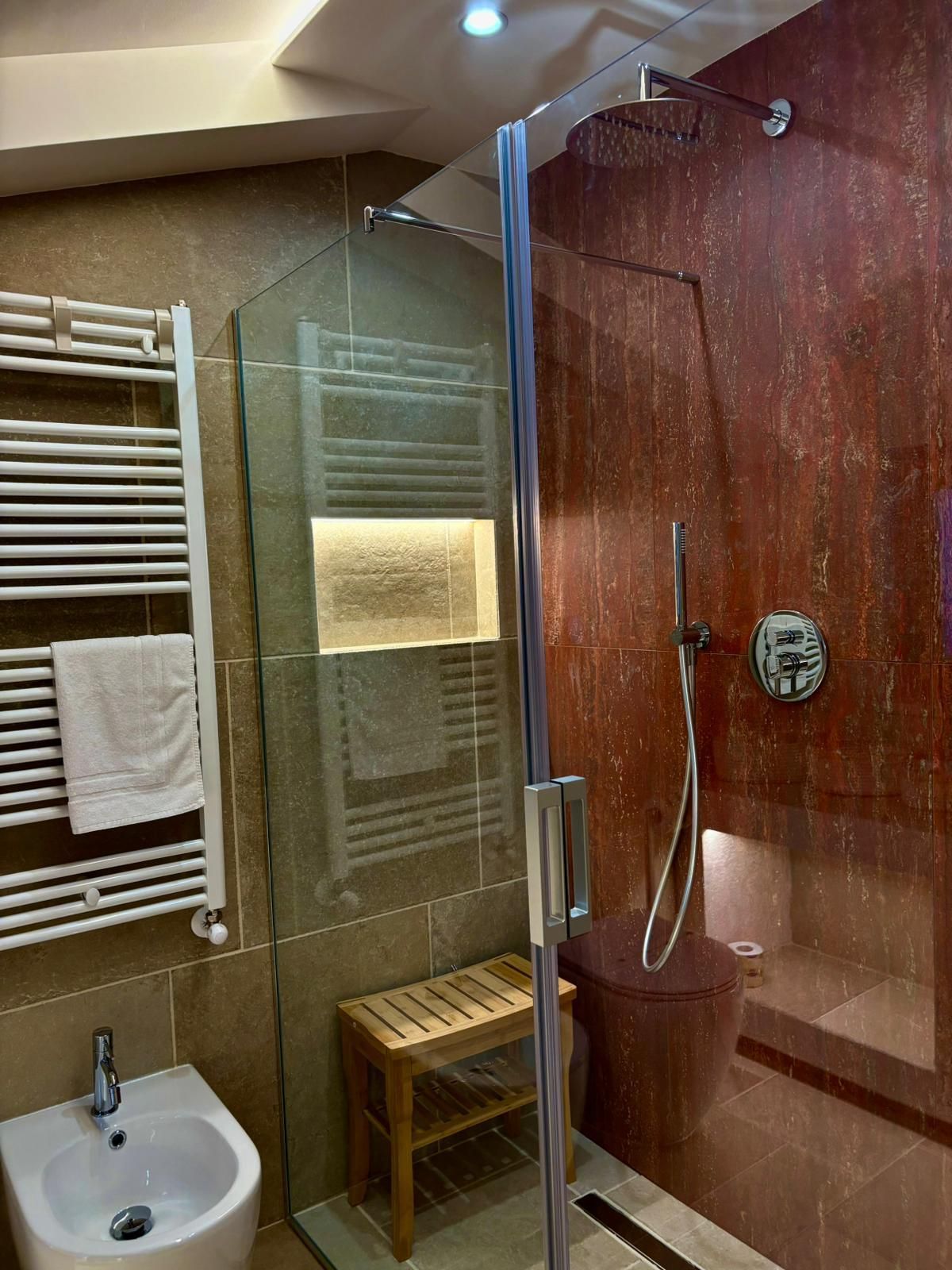 camera matrimoniale superiore della Posta Del Guardiano Country House a Vieste nel Gargano